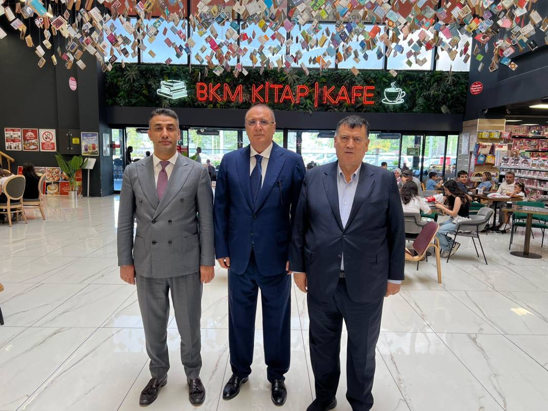 Can Yayın Holding Yönetim Kurulu Başkanı Kenan Tekdağ’dan BKM Kitap’a ziyaret 2