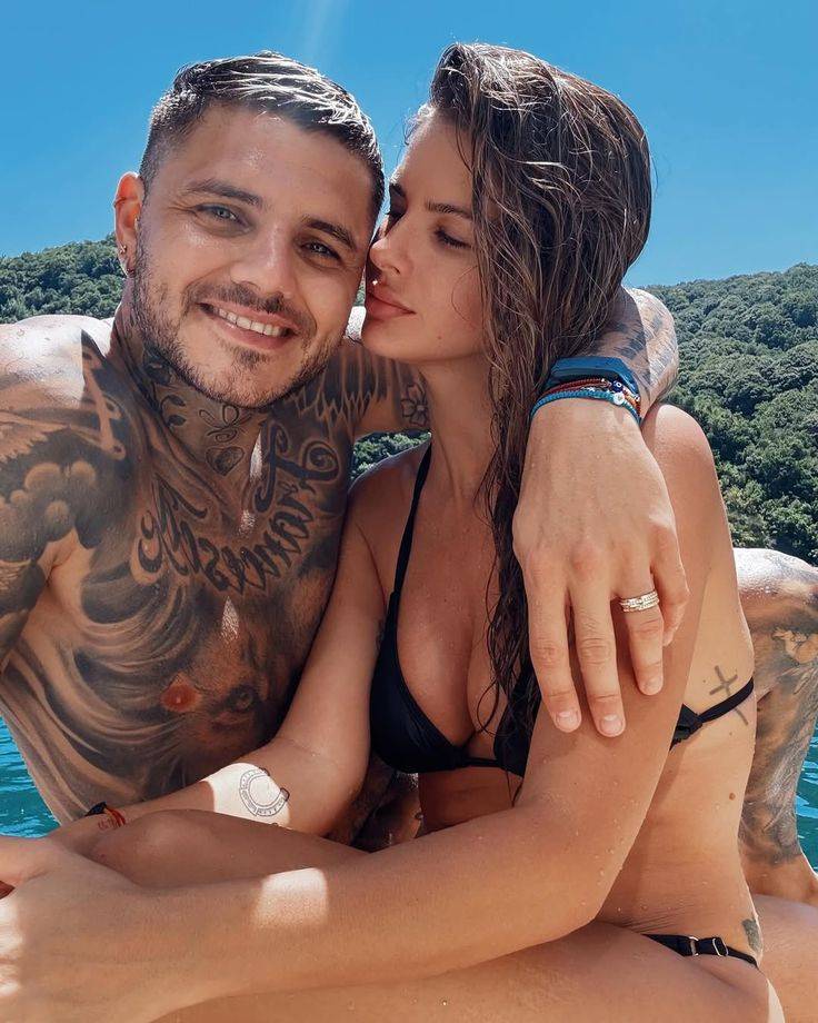 Mauro Icardi ve China Suarez Boğaz'da aşka geldi 1