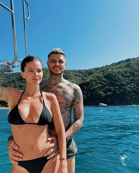 Mauro Icardi ve China Suarez Boğaz'da aşka geldi 3