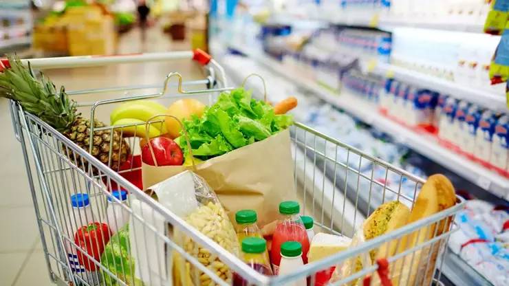 TARIM KREDİ MARKETLERDE İNDİRİM COŞKUSU BAŞLADI: 5 kilo şeker, 5 litre yağ,1 kilo çay kampanyada 3