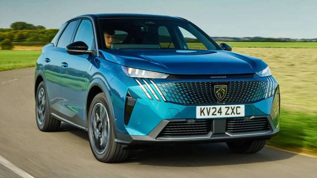 OTOMOBİL ALMAK İSTEYENLER DİKKAT: Peugeot'un amiral gemisi Türkiye'ye geliyor! İşte fiyatı 1