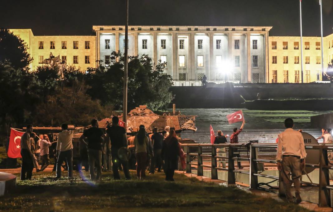 15 Temmuz 2016'da neler yaşandı? İşte anbean yaşananlar... 4