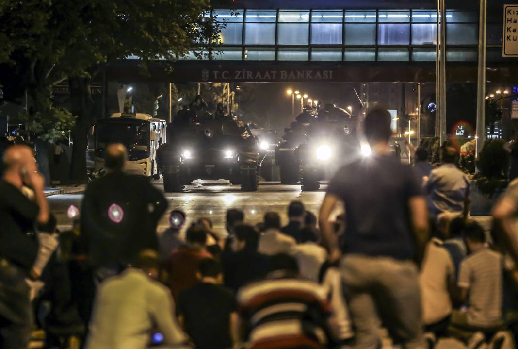 15 Temmuz 2016'da neler yaşandı? İşte anbean yaşananlar... 2