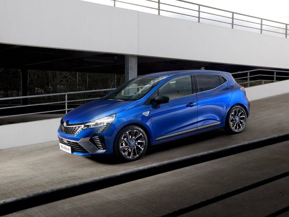 Türkiye’nin en çok satan otomobili Clio yine zamlandı! En uygun Renault artık 1,5 Milyon TL’ye dayandı 5