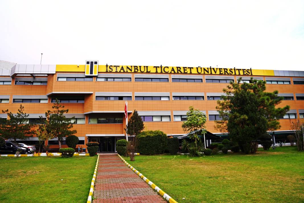 TERCİH YAPACAK ÖĞRENCİLER DİKKAT! Bu üniversitelerden mezun olan hemen iş buluyor 2