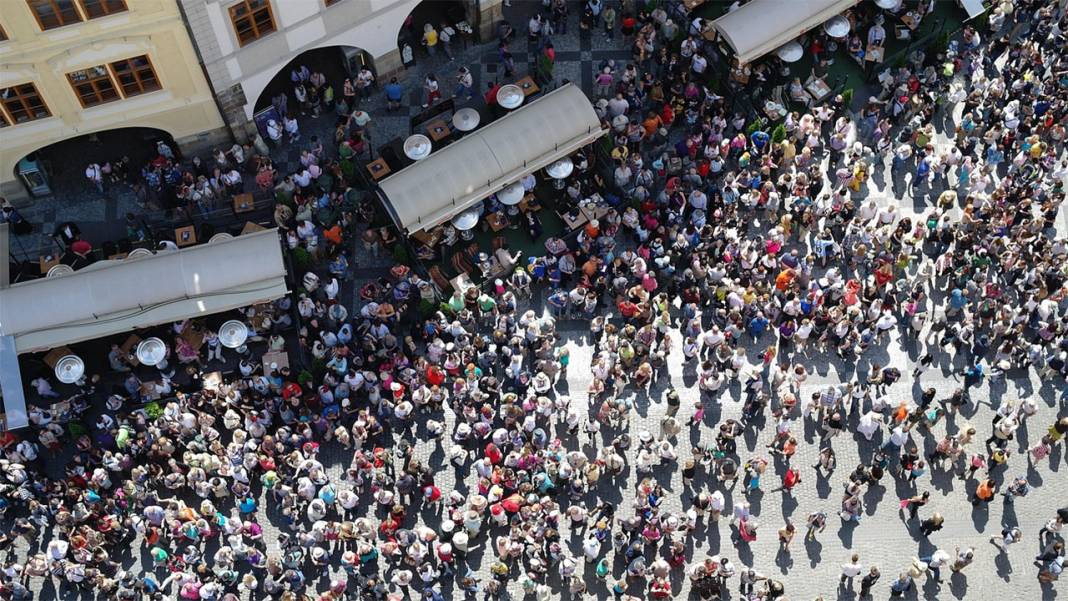 TÜİK Türkiye'nin nüfus verilerini açıkladı: 85 milyonluk nüfusuyla Türkiye dünyada 18’inci sırada 1