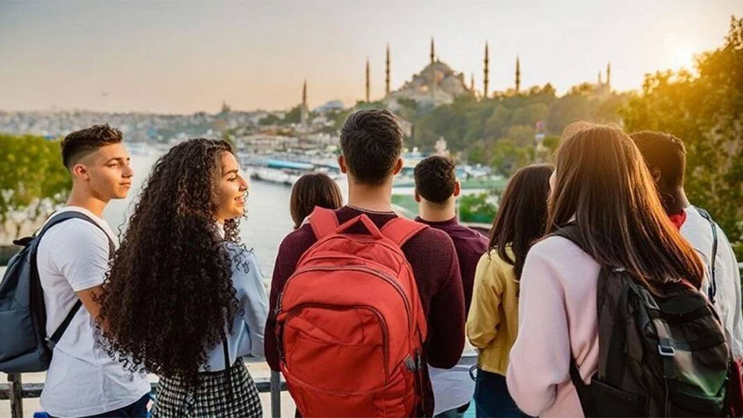 TÜİK Türkiye'nin nüfus verilerini açıkladı: 85 milyonluk nüfusuyla Türkiye dünyada 18’inci sırada 6