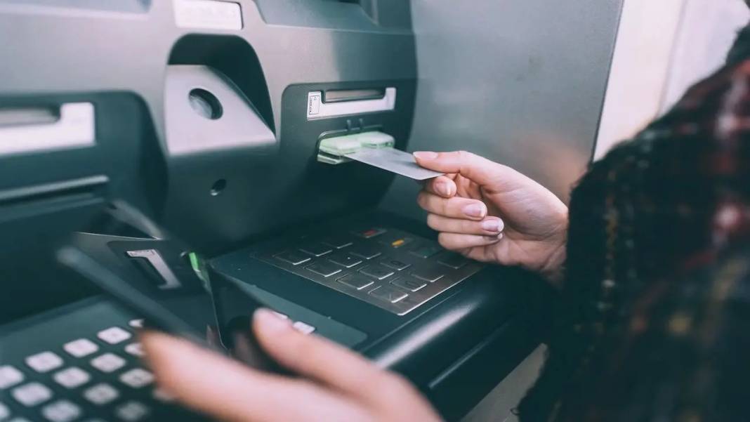 ATM'YE GİDECEKLER DİKKAT: Limitler değişti! İşte banka banka güncel rakamlar... 4