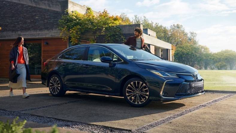 TOYOTA TEMMUZ 2025 GÜNCEL FİYAT LİSTESİ: Toyota’da bazı modeller ucuzladı! Corolla 35 bin TL düştü 2