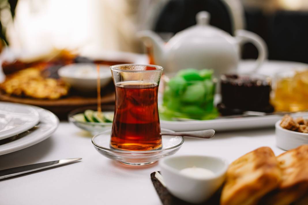 ÇAY TİRYAKİLERİNE KÖTÜ HABER: Çaya iki ayda ikinci kez zam geldi! Artık raflarda bu fiyatlar geçerli olacak 2