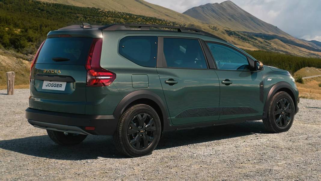 DACİA TEMMUZ 2025 FİYAT LİSTESİ BELLİ OLDU: Dacia Sandero Stepway ve Jogger ne kadar? 2