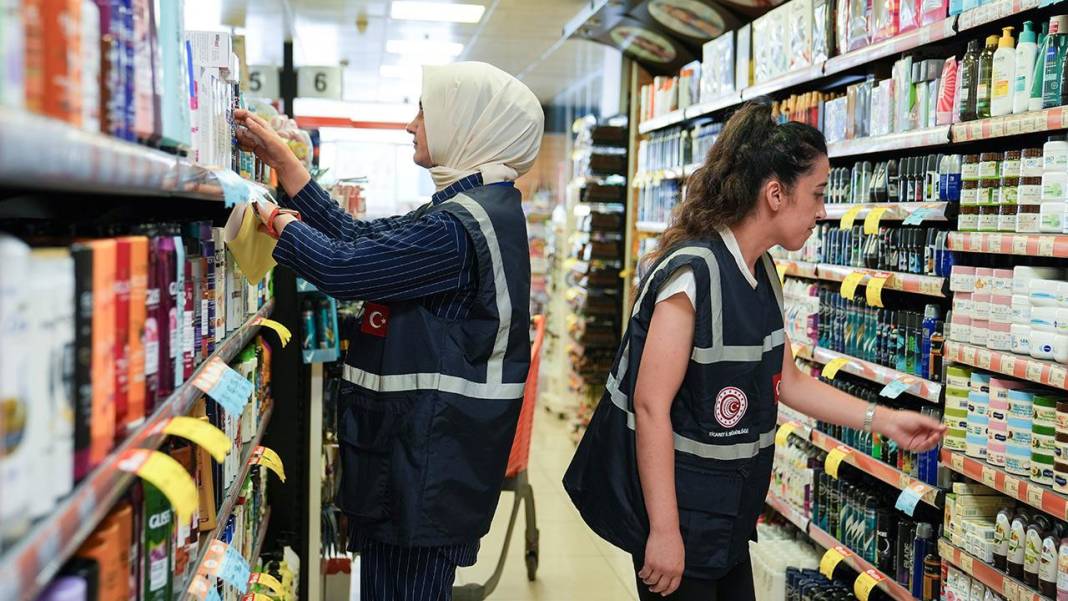 Bakanlık tek tek ifşa etti: Lahmacunda sakatat, pastırmada gıda boyası! 1