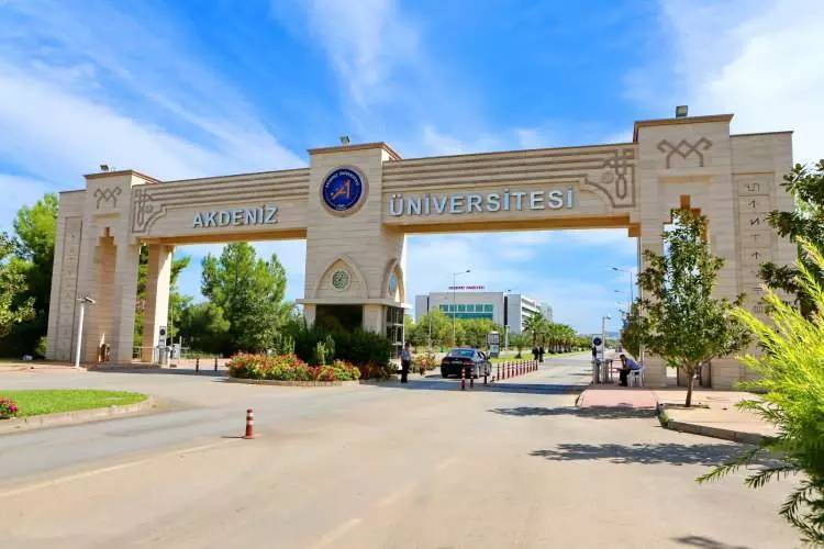 TERCİH YAPACAKLAR DİKKAT: Türkiye'nin en iyi devlet okulları belli oldu 4