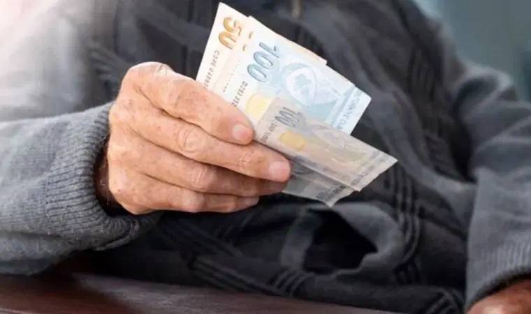 YAPI KREDİ'DEN EMEKLİLERE DEV PROMOSYON: Temmuz ayı maaş promosyonu 27.000 TL'ye kadar 4