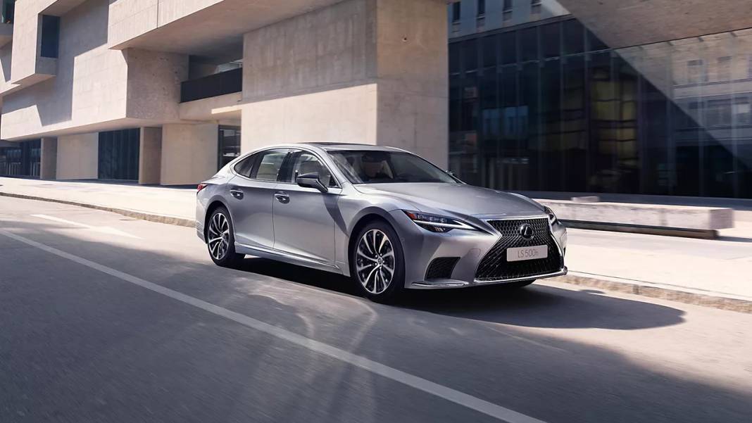 LEXUS TEMMUZ 2025 FİYAT LİSTESİ AÇIKLANDI: ES, RX, LC ve LS ne kadar? 1