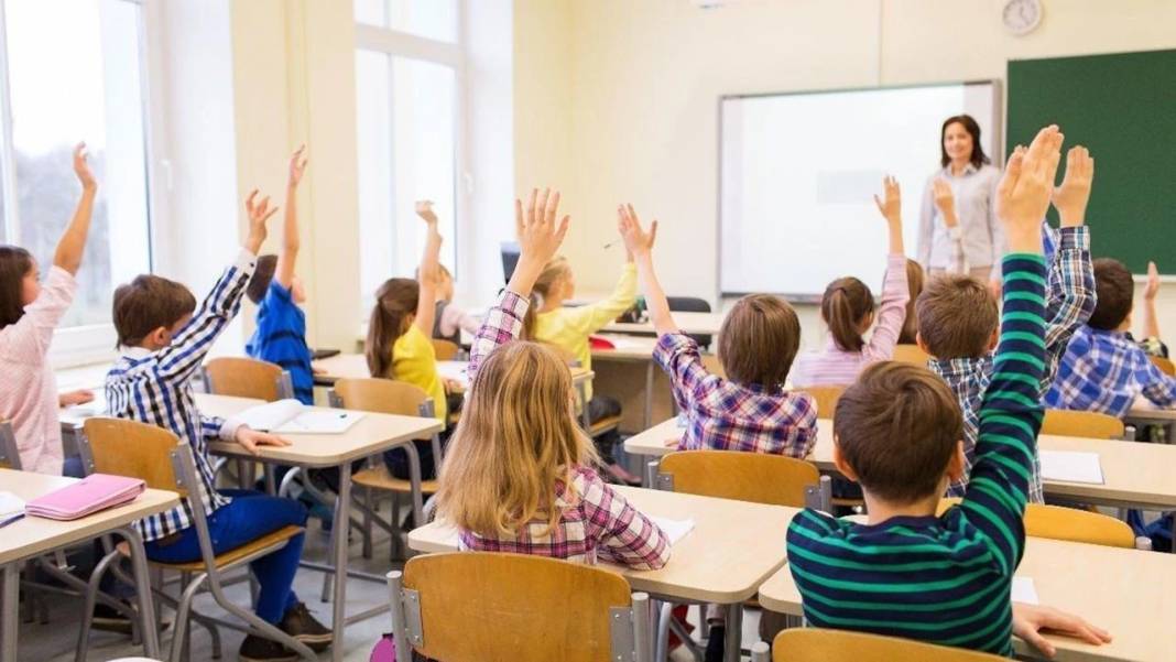 TÜRKİYE'DE BULUNAN EN PAHALI OKULLAR AÇIKLANDI: Yıllık ücretler ağızları açık bıraktı. 2.5 milyon TL’ye kadar çıkıyor! 5