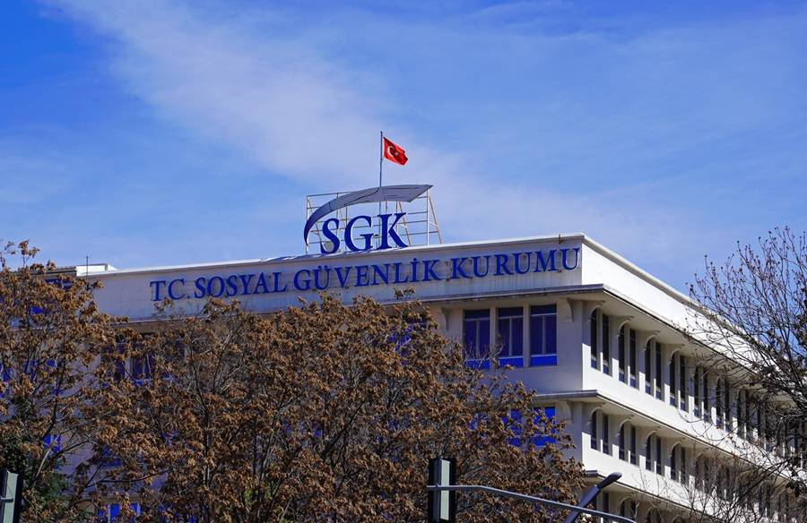 SGK'DAN ÖNEMLİ UYGULAMA: Borçlu sayılmamak için yarına kadar vaktiniz var! 4