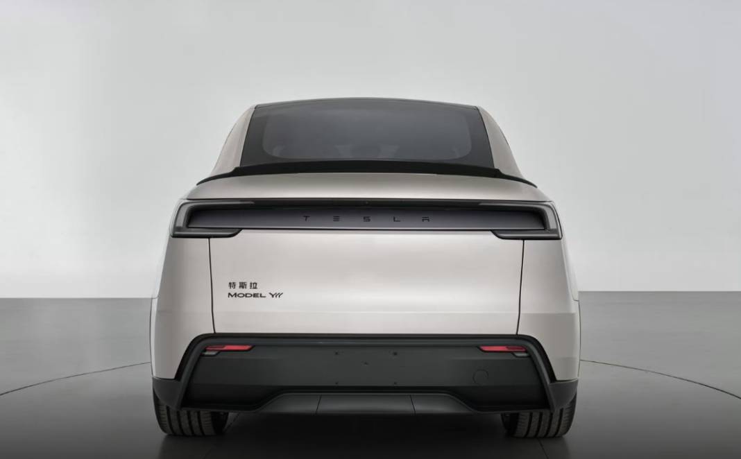 Tesla’dan şaşırtan yenilik: 6 koltuklu model Y L sahneye çıktı! 2