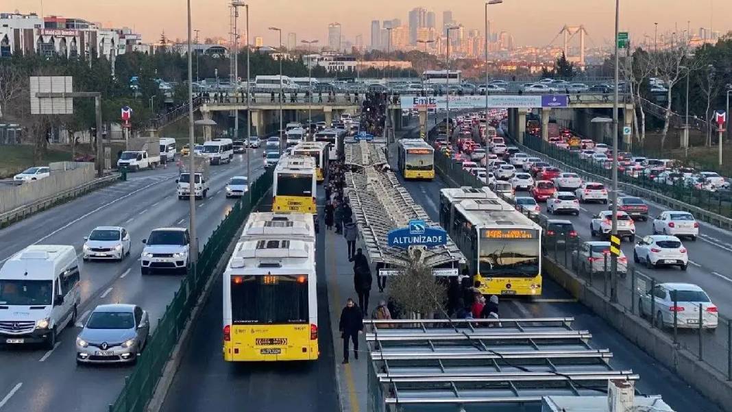 15 TEMMUZ'DA ÜCRETSİZ OLACAK ULAŞIM HATLARI BELLİ OLDU: O hatlardan para alınmayacak! 2
