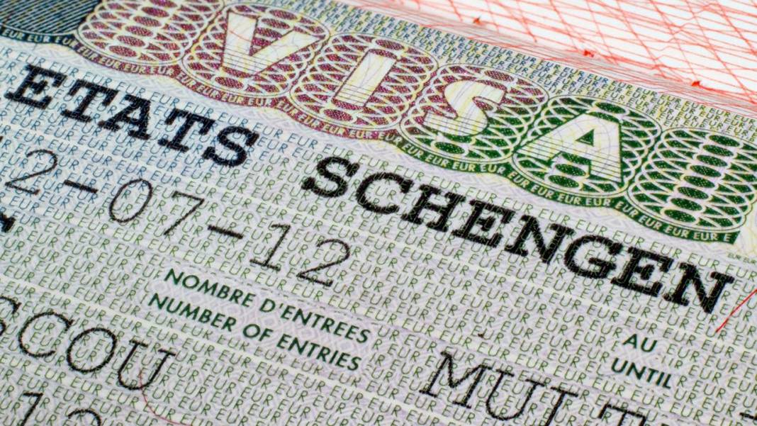 Avrupa kapıları açılıyor: Schengen vizesi nasıl kolaylaşacak? Kimler 5 yıllık vize alabilecek? 1