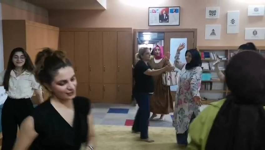 İstanbul’da öğretmenler yaz tatilinde de öğrenmeye devam etti 6