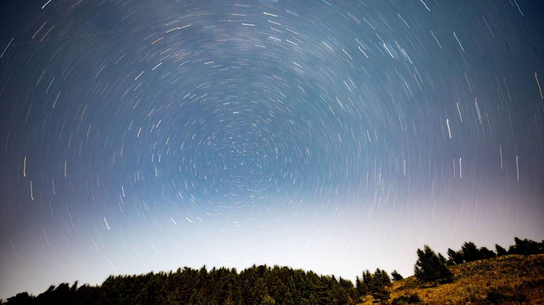Türkiye perseid meteor yağmuru mesaisinde! Düzce, Bolu, Erzincan, Düzce... Gökyüzünde yıldız şöleni 3
