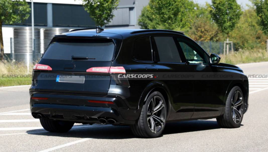 Yüksek güç ve lüks bir arada: 2027 Audi SQ7 görüntülendi! İşte tasarımı 3