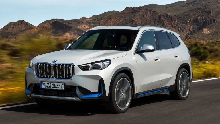 EN UCUZ BMW NE KADAR? BMW Ağustos ayı fiyat listesi güncellendi. BMW 1, 2, 3, 4, 5, M, X ve i serisi ne kadar? 9