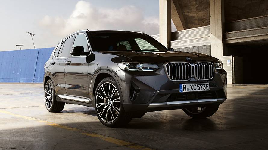 EN UCUZ BMW NE KADAR? BMW Ağustos ayı fiyat listesi güncellendi. BMW 1, 2, 3, 4, 5, M, X ve i serisi ne kadar? 6