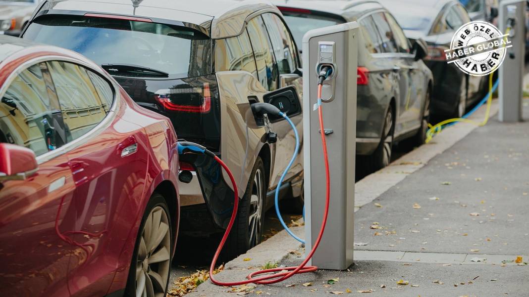 EN ÇOK RAĞBET GÖREN ELEKTRİKLİ ARAÇLAR BELLİ OLDU: Satışlar son ayda resmen pik yaptı. En çok hangi elektrikli araçlar satılıyor 5