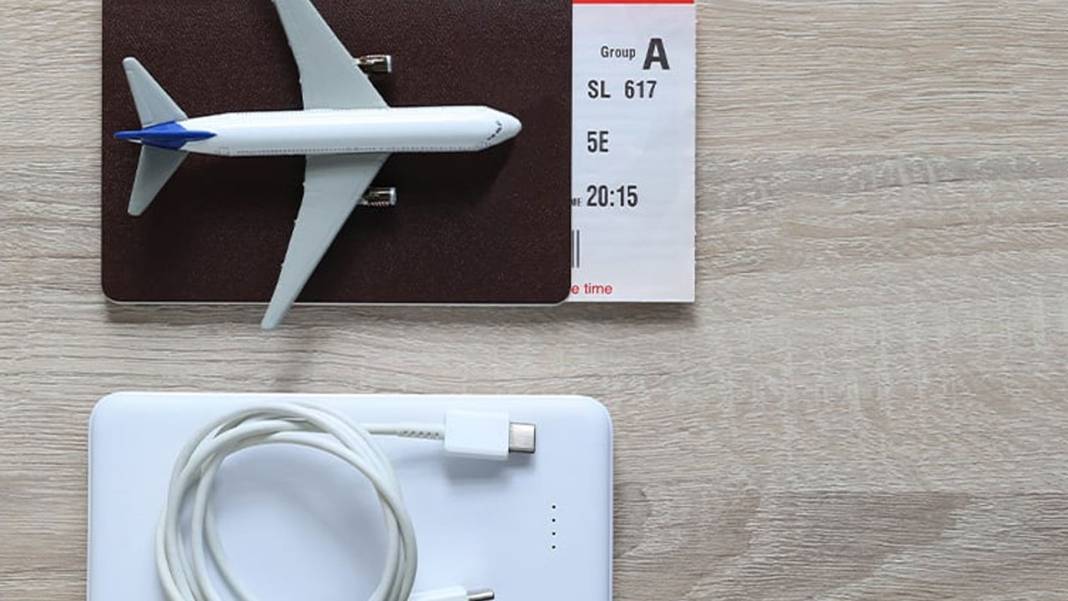 Bir havayolu şirketinden daha 'powerbank' kararı: Uçuş sırasında kullanımı yasaklandı! 4
