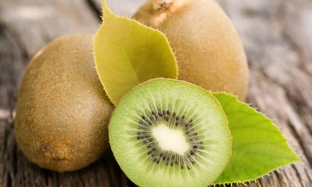 Kabızlığın kökünü kurutan formül bulundu: Günde 2 tane yemek kabızlığı bitiriyor! 2