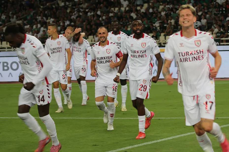 Yunan basınından Samsunspor’a maç sonrası skandal başlık! Tepkiler çığ gibi 8