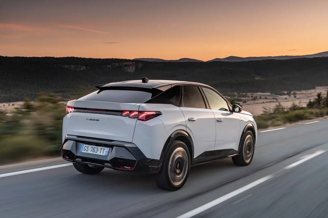 PEUGEOT AĞUSTOS AYI FİYAT LİSTESİ YAYIMLANDI: E-308, Peugeot 5008, Rifter ne kadar? 3
