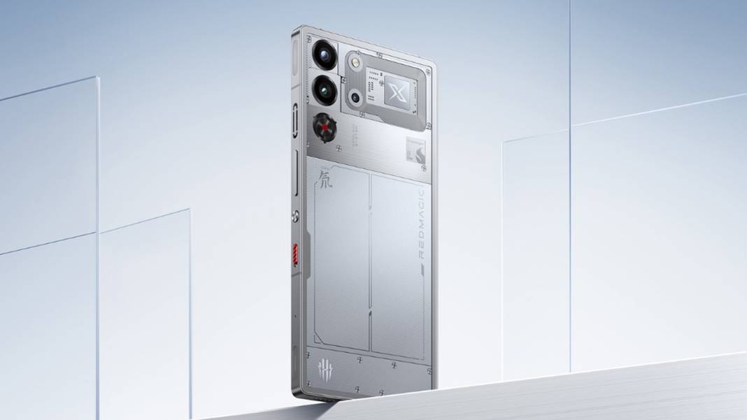 TEMMUZ AYININ EN GÜÇLÜ 10 TELEFONU: Zirvede ne Huawei var ne Samsung! 2