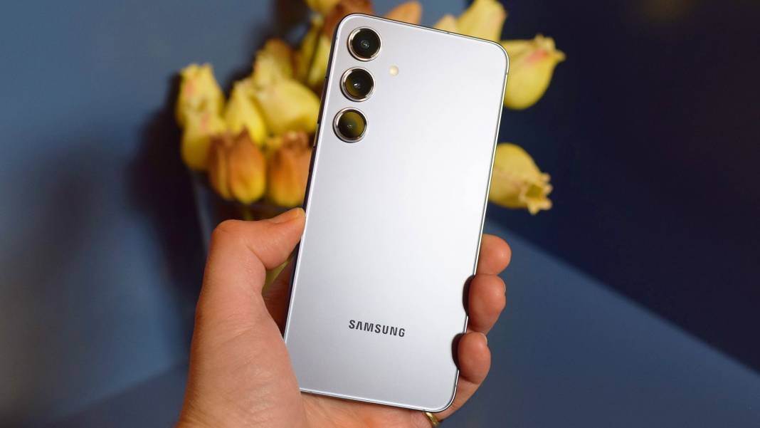 Galaxy S25 FE özellikleri lansmandan önce ortaya saçıldı! İşte hayal kırıklığı yaratan detay ve tüm sızıntılar 1