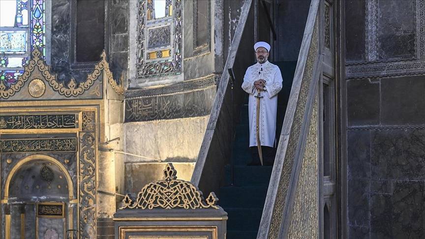 15 Ağustos Cuma hutbesi belli oldu! Diyanet bu haftaki cuma hutbesi konusunu yayınladı: “Kul Hakkı Ateşten Gömlektir” 5