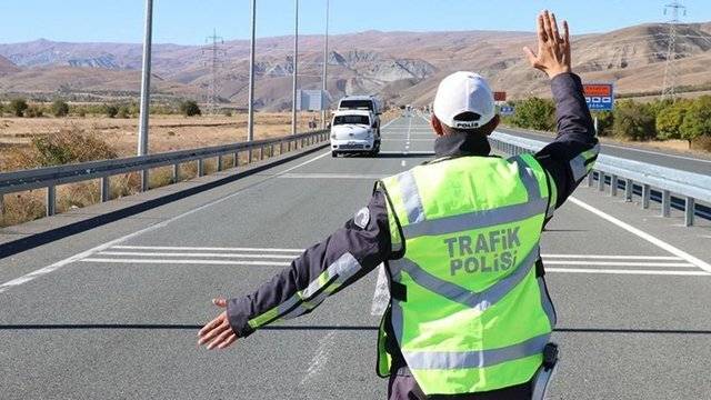 İstanbullular dikkat: Cumartesi günü bu yollar trafiğe kapatılacak. İşte alternatif yollar! 5