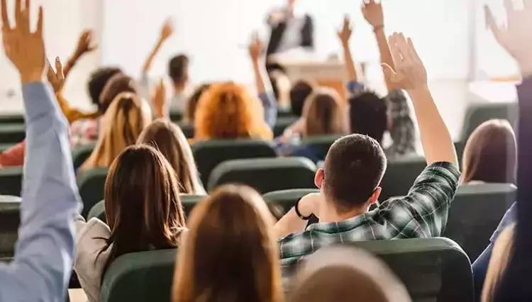 ÖĞRENCİLERİN EN ÇOK MEMNUN KALDIĞI 40 ÜNİVERSİTE BELLİ OLDU: Listenin başındaki üniversite hayli şaşırttı! 15