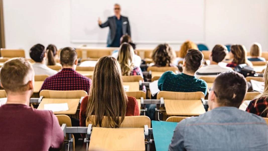 Üniversiteli öğrencilere dev destek: Burs veren kurumlar teker teker açıklandı. İşte başvuru dönemi 1