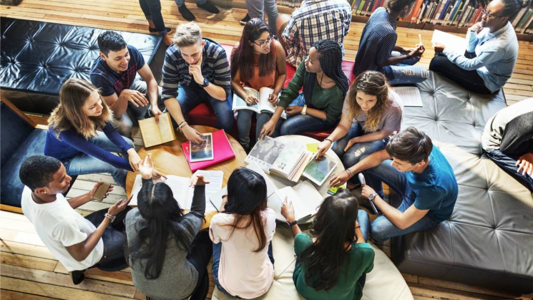 ÖĞRENCİLERİN EN ÇOK MEMNUN KALDIĞI 40 ÜNİVERSİTE BELLİ OLDU: Listenin başındaki üniversite hayli şaşırttı! 8
