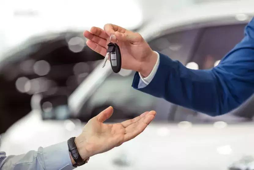 EYLÜL AYI GELDİ FİYATLAR GÜNCELLENDİ: Sıfır araba almak isteyenler dikkat! Peugeot, Fiat, Opel fiyatları... 9