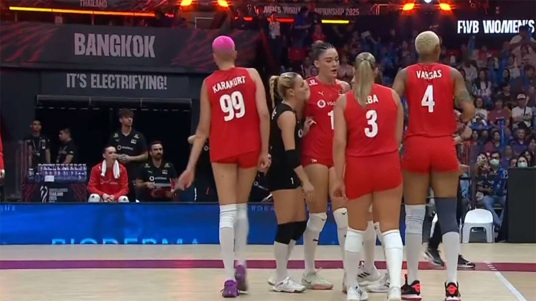 Filenin Sultanları final setinde İtalya'yı deviremedi: Dünya ikincisi olduk! 3