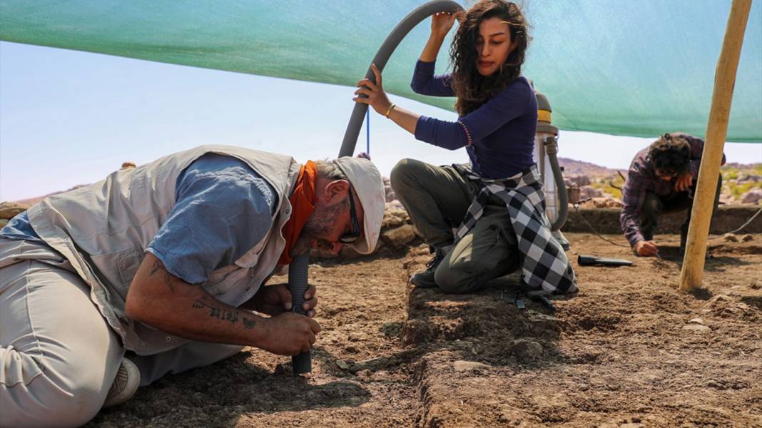 Diyarbakır’da 9 bin 500 yıllık “Kamusal Yapı” keşfedildi 3