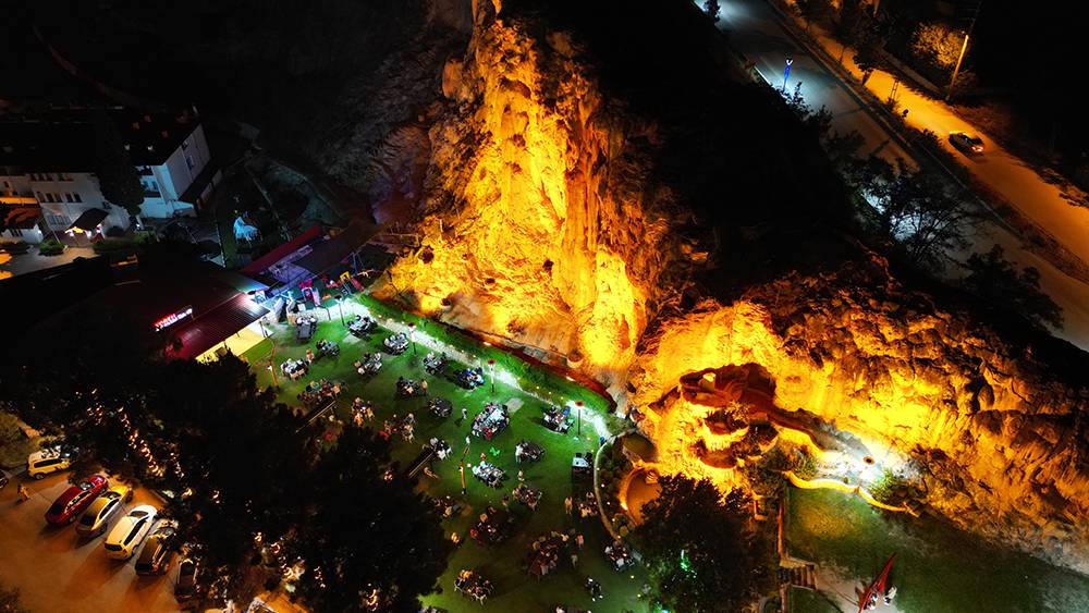 Deprem sonrası açığa çıktı! Tam 86 yıllık! Şimdi herkes akın akın oraya geliyor 5