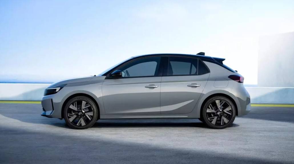 Yeni Opel Corsa tasarım ve teknolojisiyle B segmentinde fark yaratıyor! 2025 Opel Corsa hakkında bilmeniz gereken her şey 4