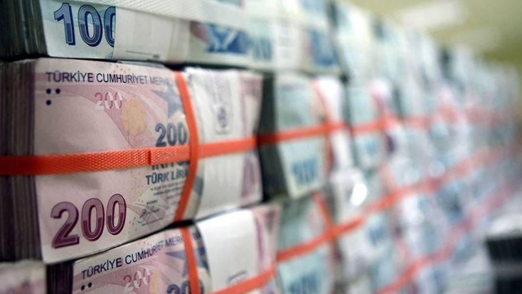 O bankanın müşterisi olanlar dikkat: 5 bin TL hemen hesabınıza yatacak! 1