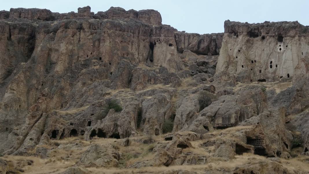 Kayseri'de tarihe ışık tutacak eşsiz yapı restore edilmeyi bekliyor! Üstü cami altı kilise… 4
