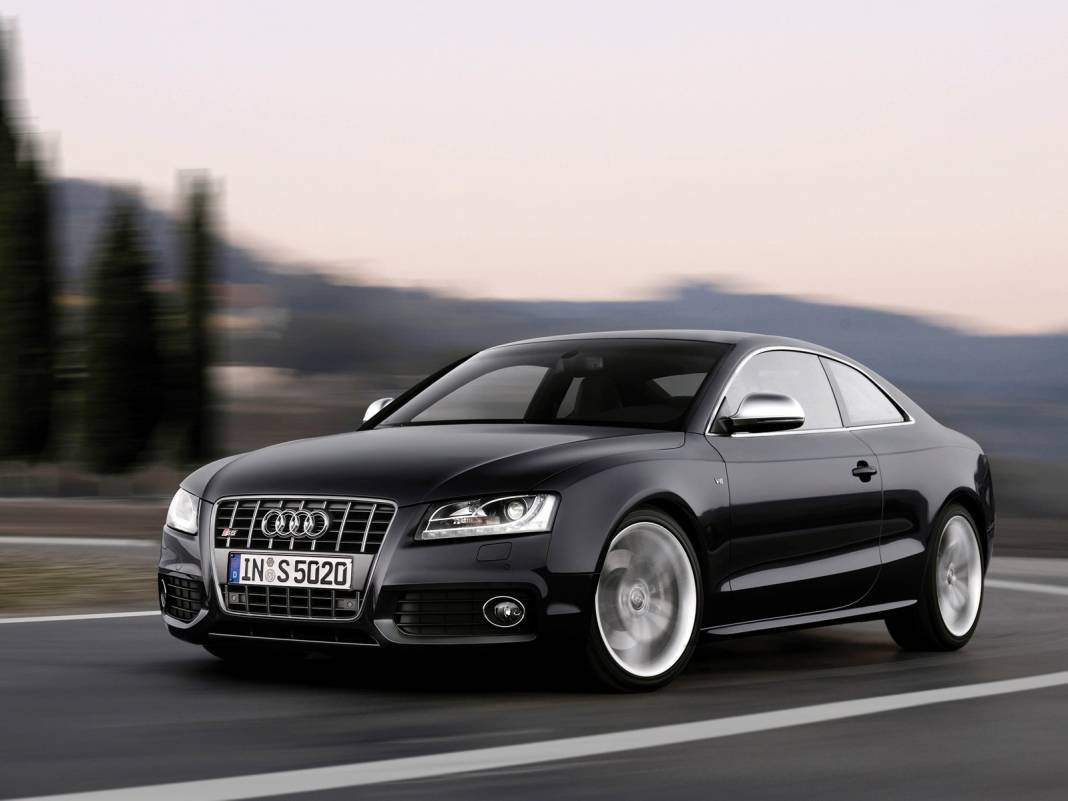 Audi’nin Eylül 2025 fiyatları dudak uçuklattı: Resmen 3 milyon TL altında model kalmadı! 1