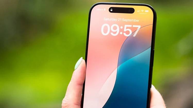 Iphone kullananlar bu tasarıma bayılacak: WhatsApp İOS 26 ile birlikte İPhone uygulamasını tasarımını değiştirdi! 4